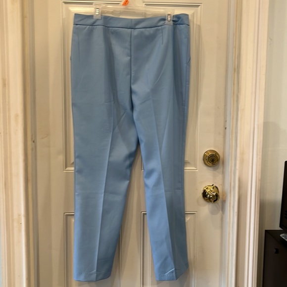 Baby blue suit - Picture 3 of 4